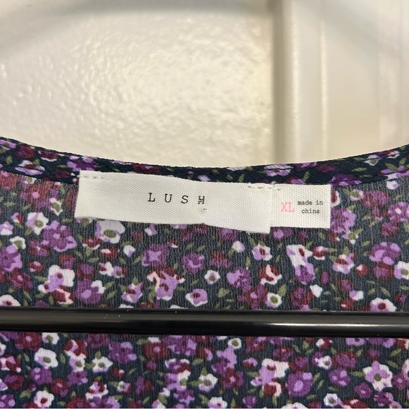 Lush Purple Floral Ruched Long Sleeve Blouse Women’s Extra Large Zipper Detail - Picture 3 of 9